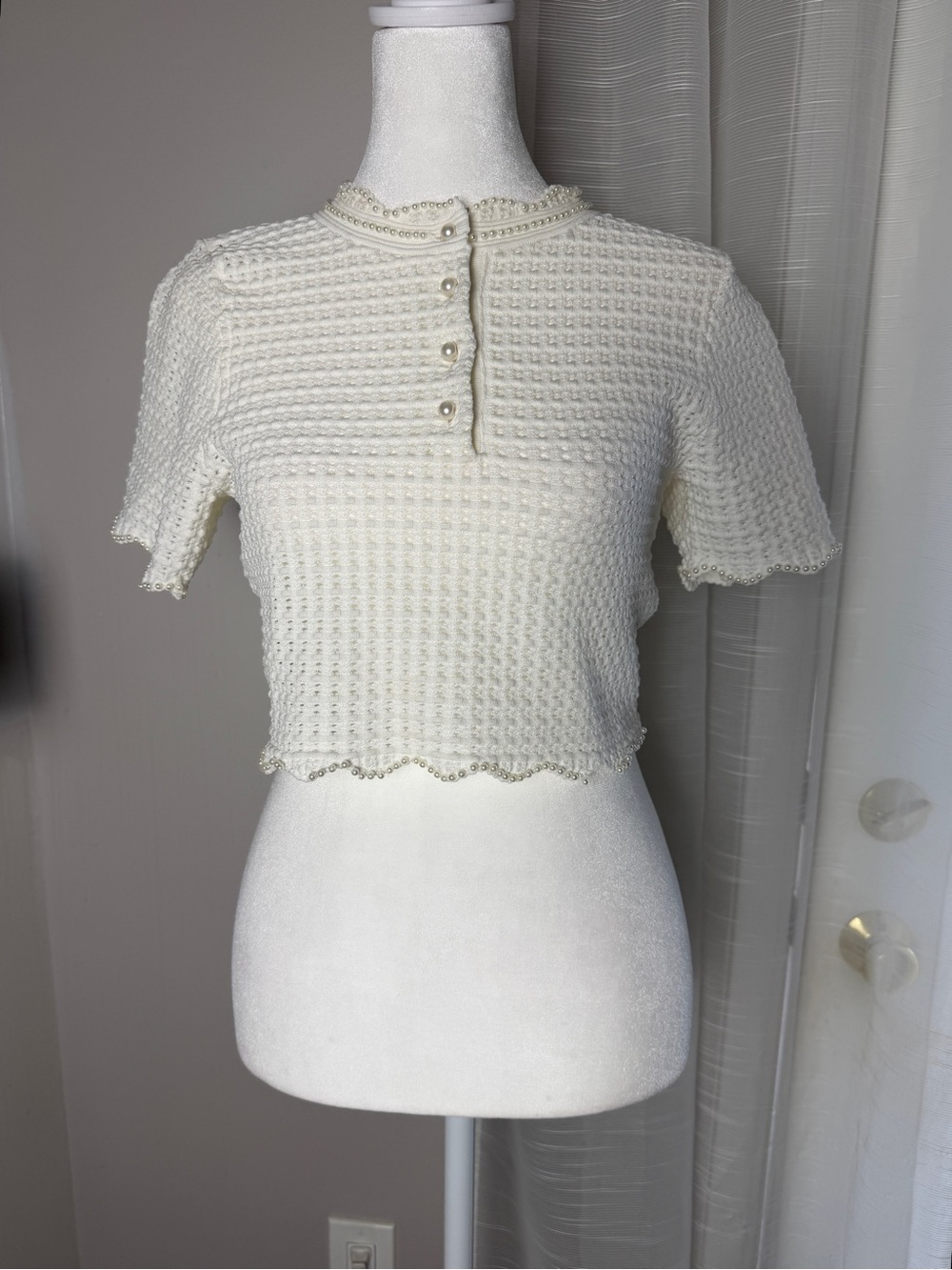 NWT SANDRO White Pearl Crochet Open Knit Short Sleeve Crop Top Size 2 - Picture 4 of 12